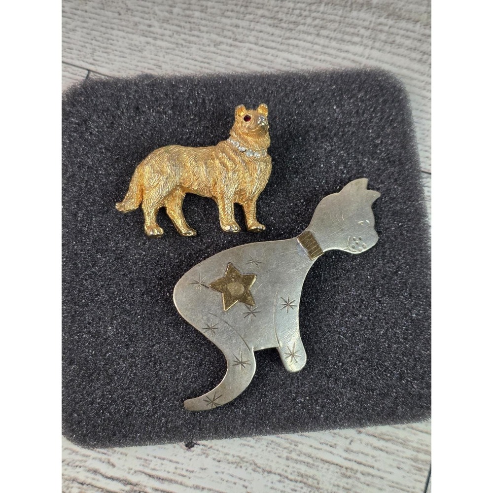 VTG Lot 2 Brooch Stamped Cat Star Celestial & Nemo Collie Dog Rhinestone Eyes